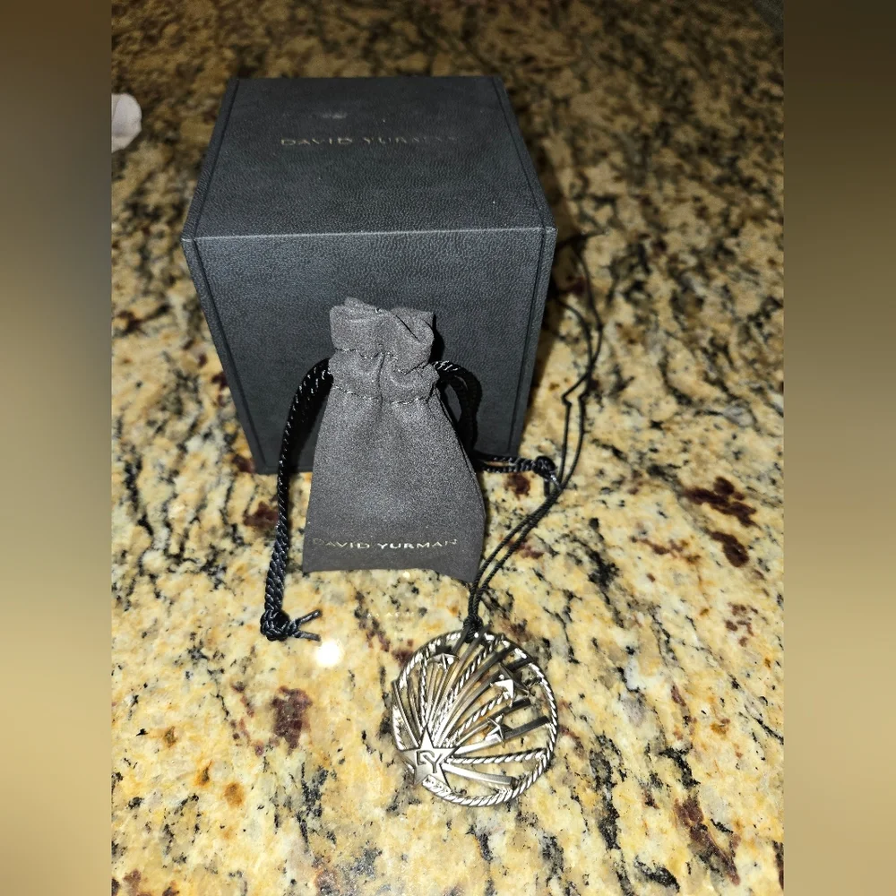 David Yurman Silver Rope Pendant with Black Cord & Gift box and bag